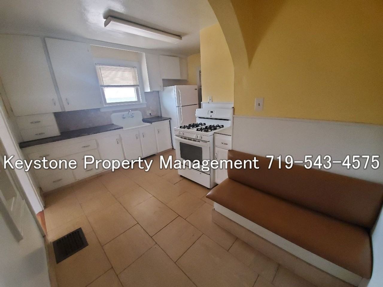 1108 Jones Ave - Photo 5 of 9