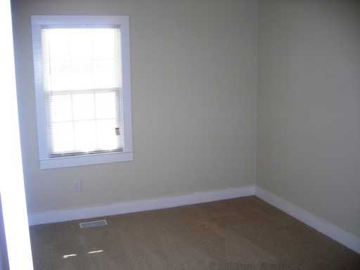 1618 Fountaintown Rd - Photo 2 of 22