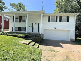 featured image of 2942 E Erie St