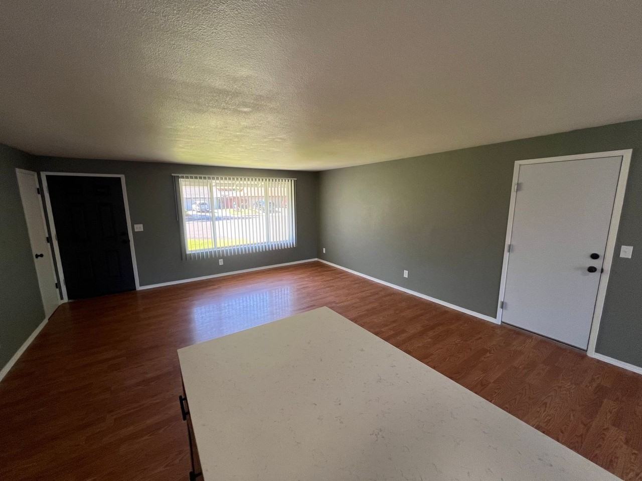 4755 Horseshoe Ct Se - Photo 3 of 15