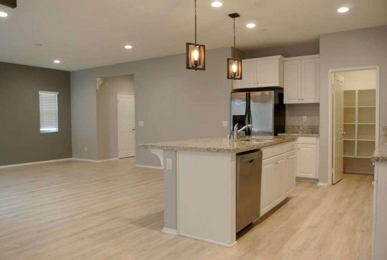 347 Campolina Ct - Photo 3 of 24