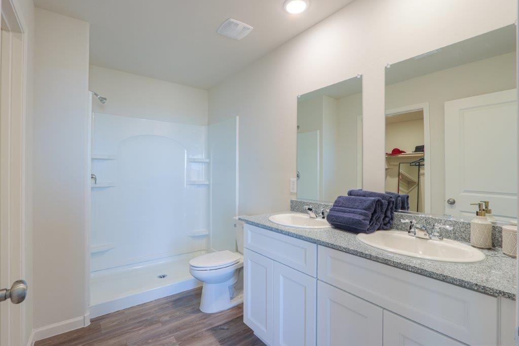 2440 Tapatio Dr #NA - Photo 6 of 24