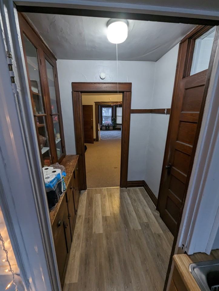 185 Hughes Ave - Photo 2 of 4