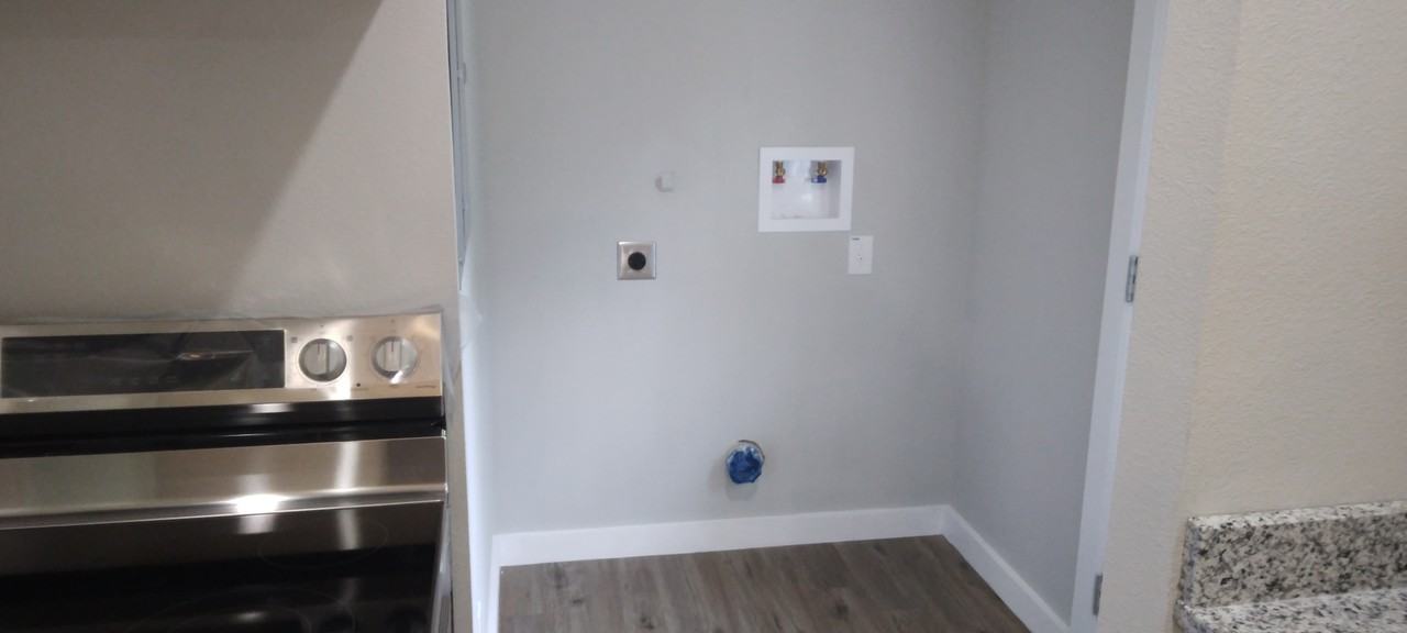 1517 Mardell St #NA - Photo 4 of 9