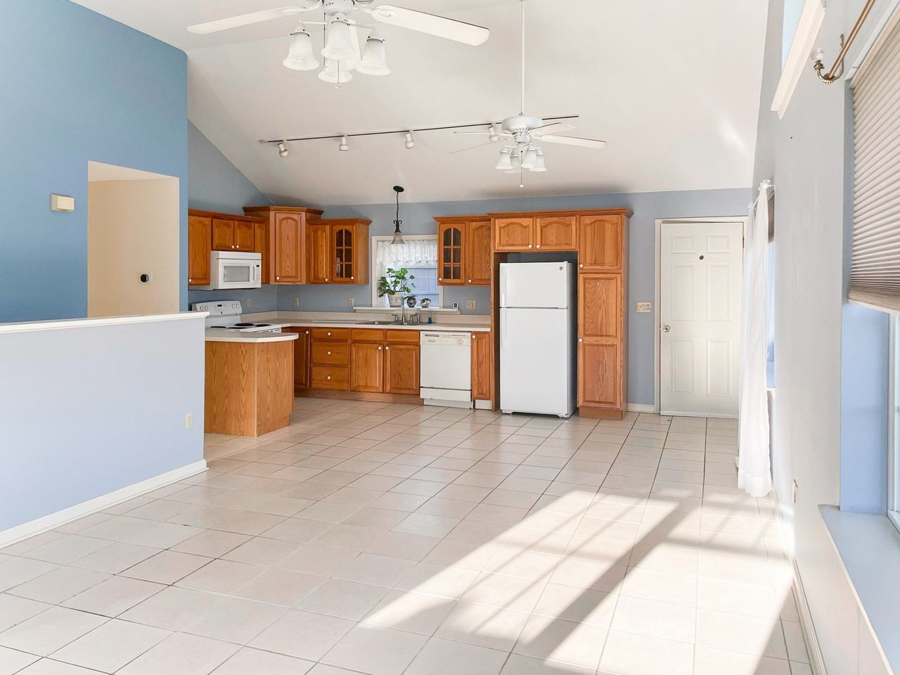 40 Sunrise Dr #SIDE - Photo 3 of 14