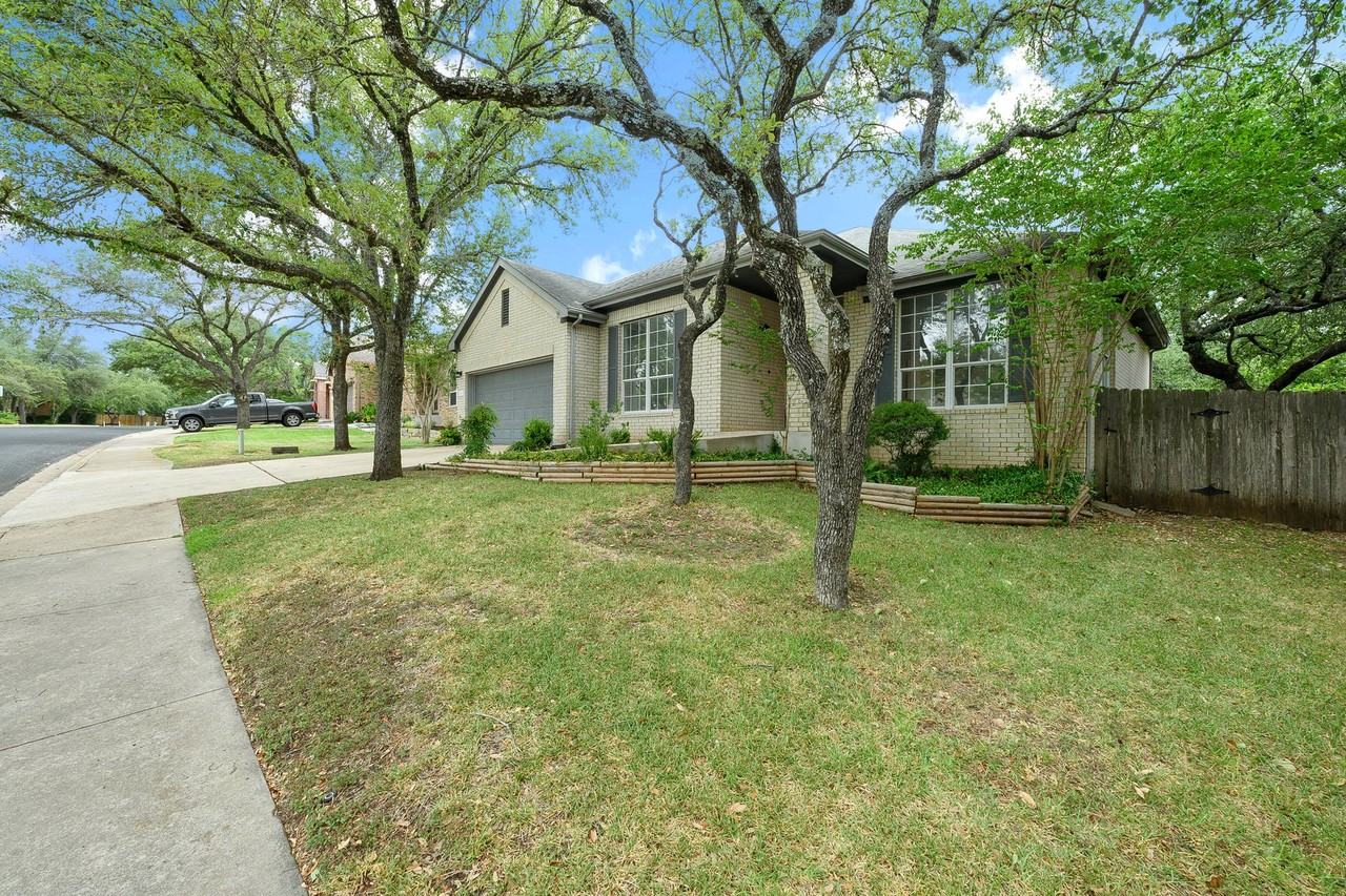 9120 Edwardson Ln #NA - Photo 2 of 24