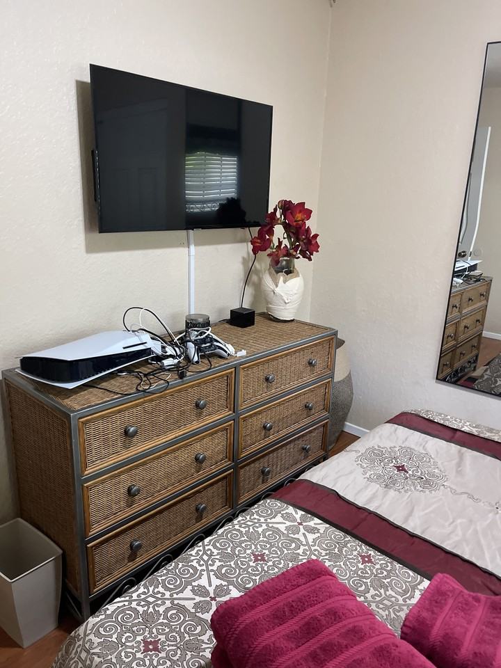 2916 W Birch St #NA - Photo 3 of 38