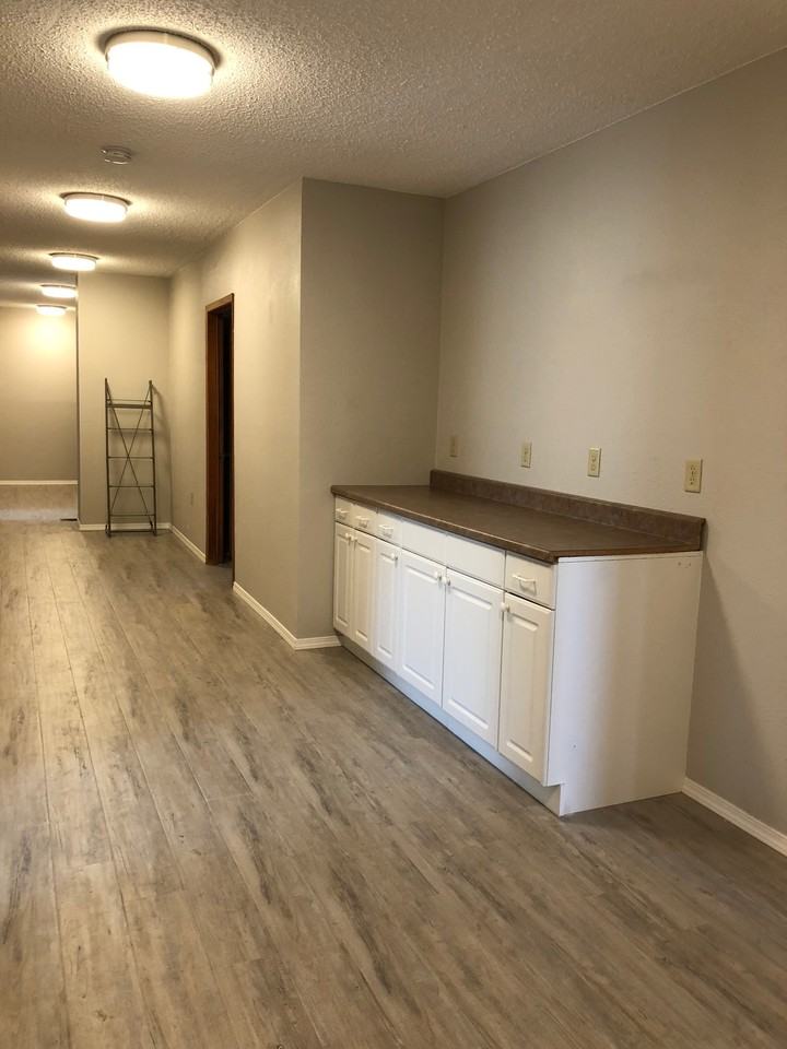 111 C St #201 - Photo 4 of 29