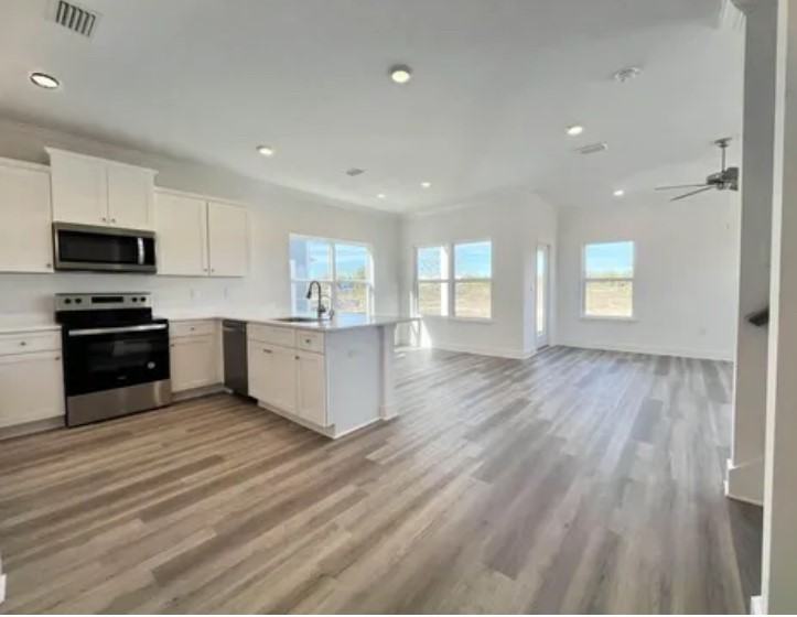 21806 Kelly Pines Pl #NA - Photo 2 of 8