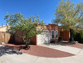 818 Knox Ct Ne #NA - Photo 1 of 1