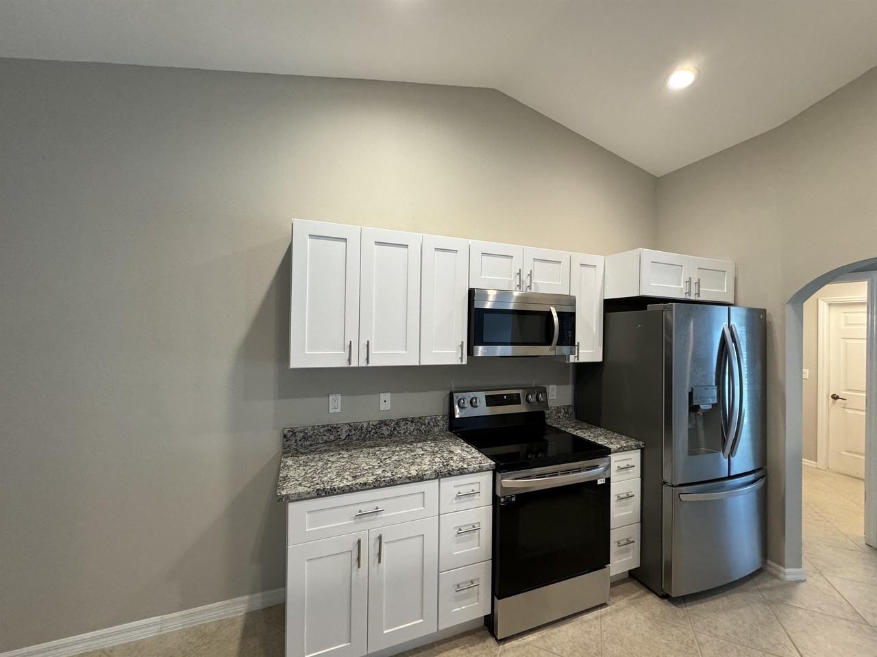 2502 38th St W #1 - Photo 4 of 19
