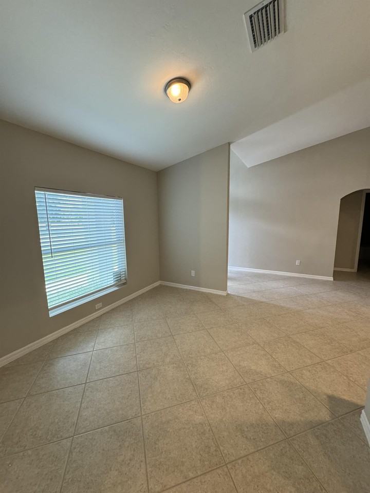 2502 38th St W #1 - Photo 7 of 19