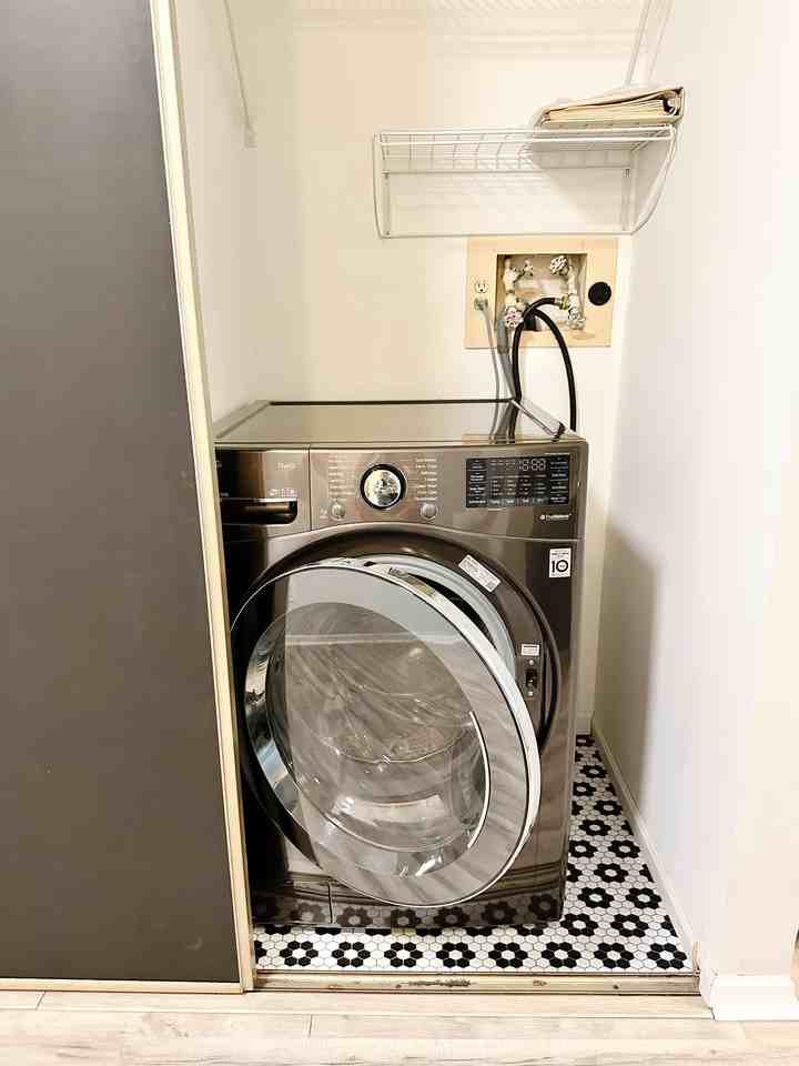 1392 Carling Dr #104 - Photo 3 of 26