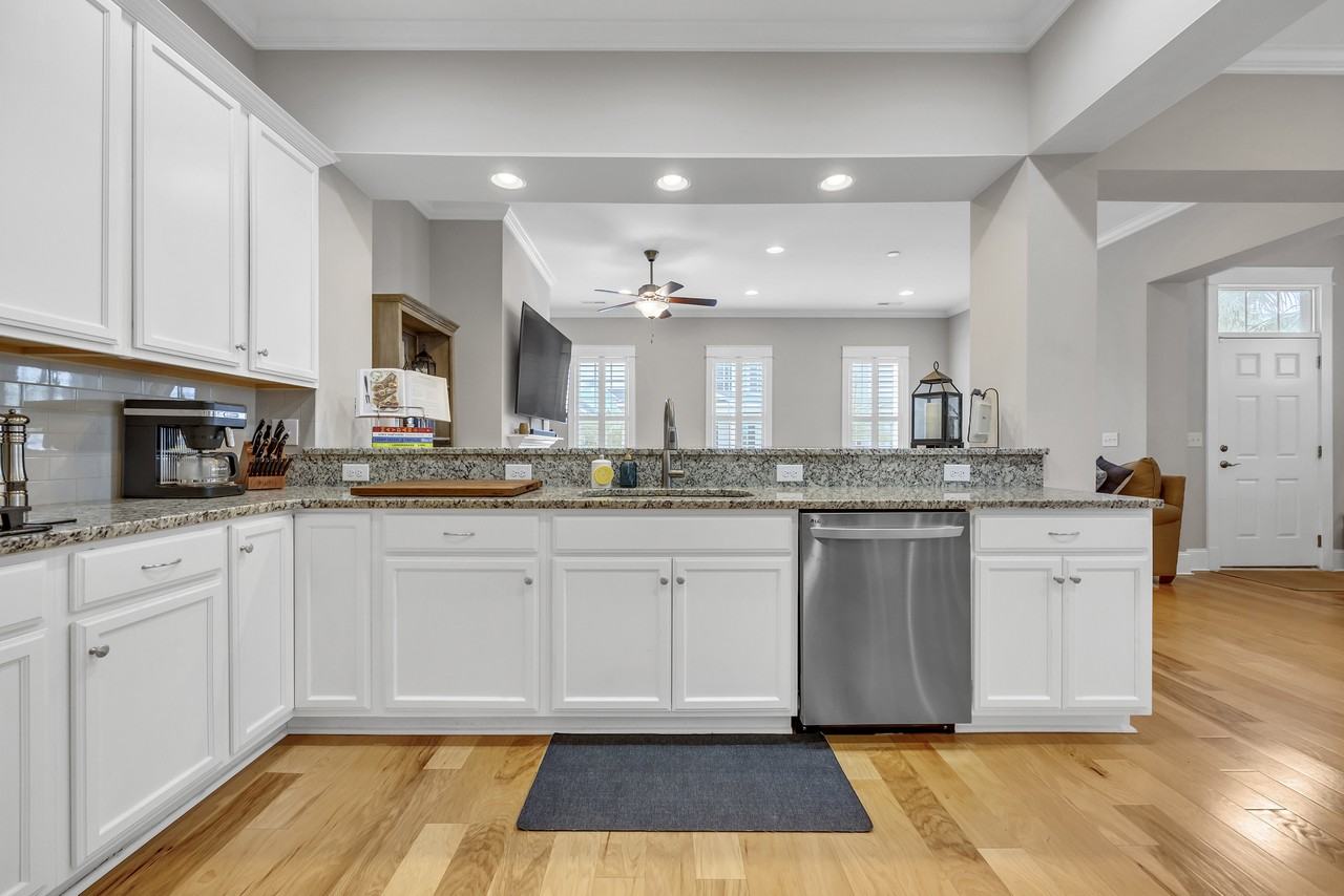 7809 Monarch Dr #1 - Photo 5 of 10