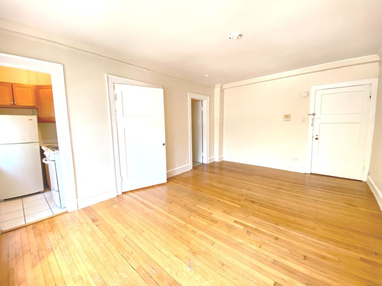 1303 Cass - Photo 3 of 24