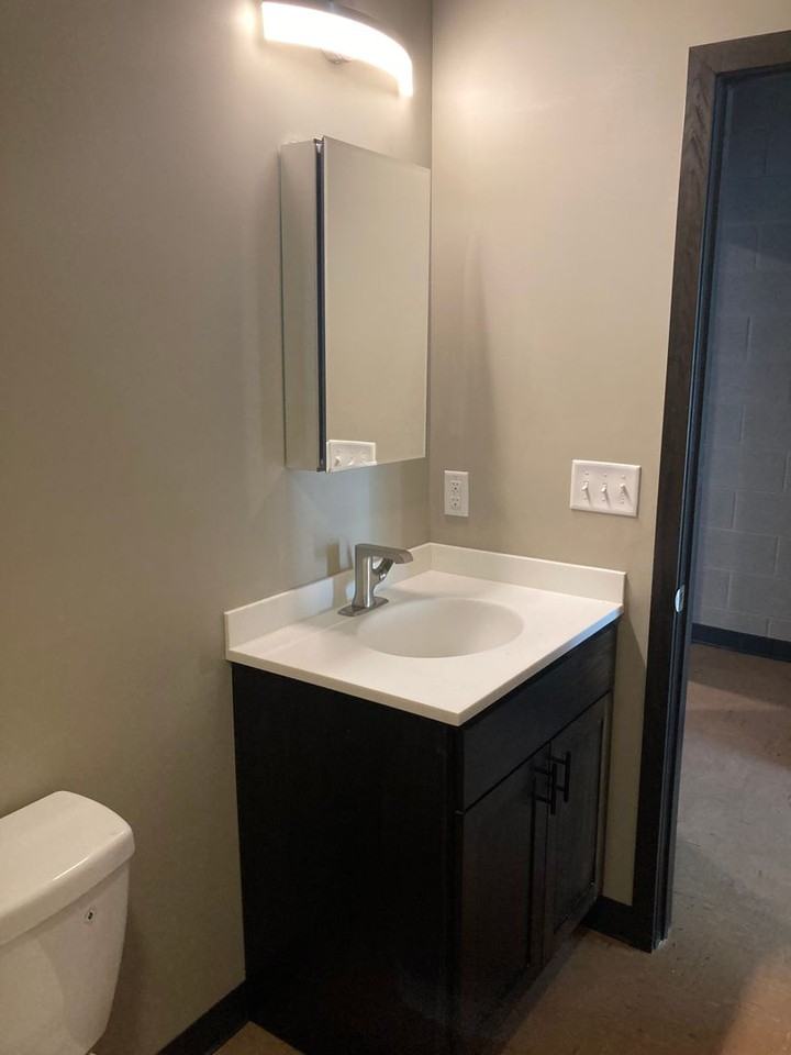 404 N 6th St #17 - Photo 7 of 8