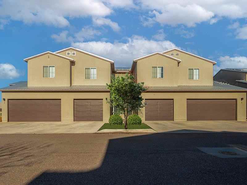 7700 Lincoln Ave Ne - Photo 7 of 31