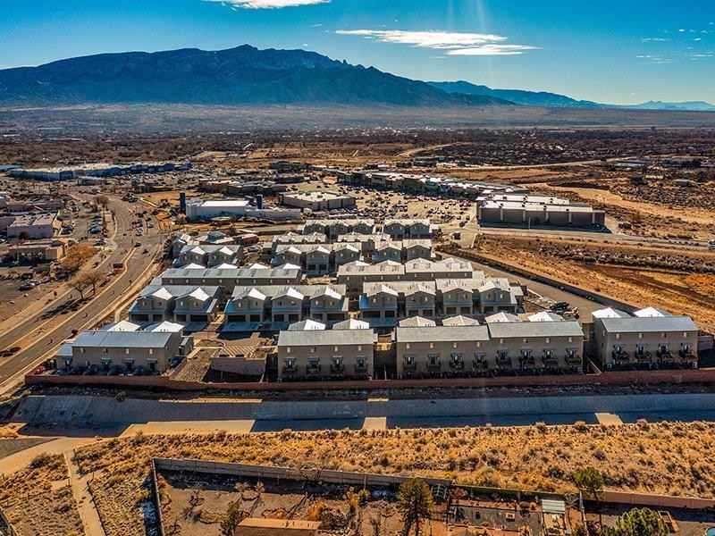 7700 Lincoln Ave Ne - Photo 3 of 31