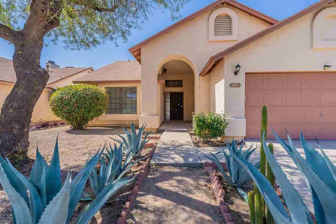 2691 W Camino Llano - Photo 3 of 31