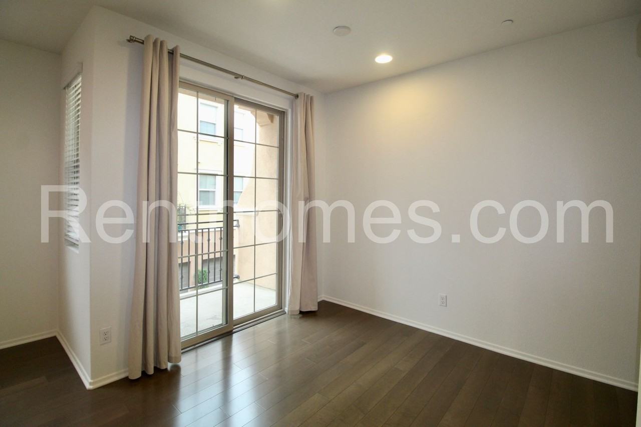 8862 Promenade North Pl - Photo 7 of 28