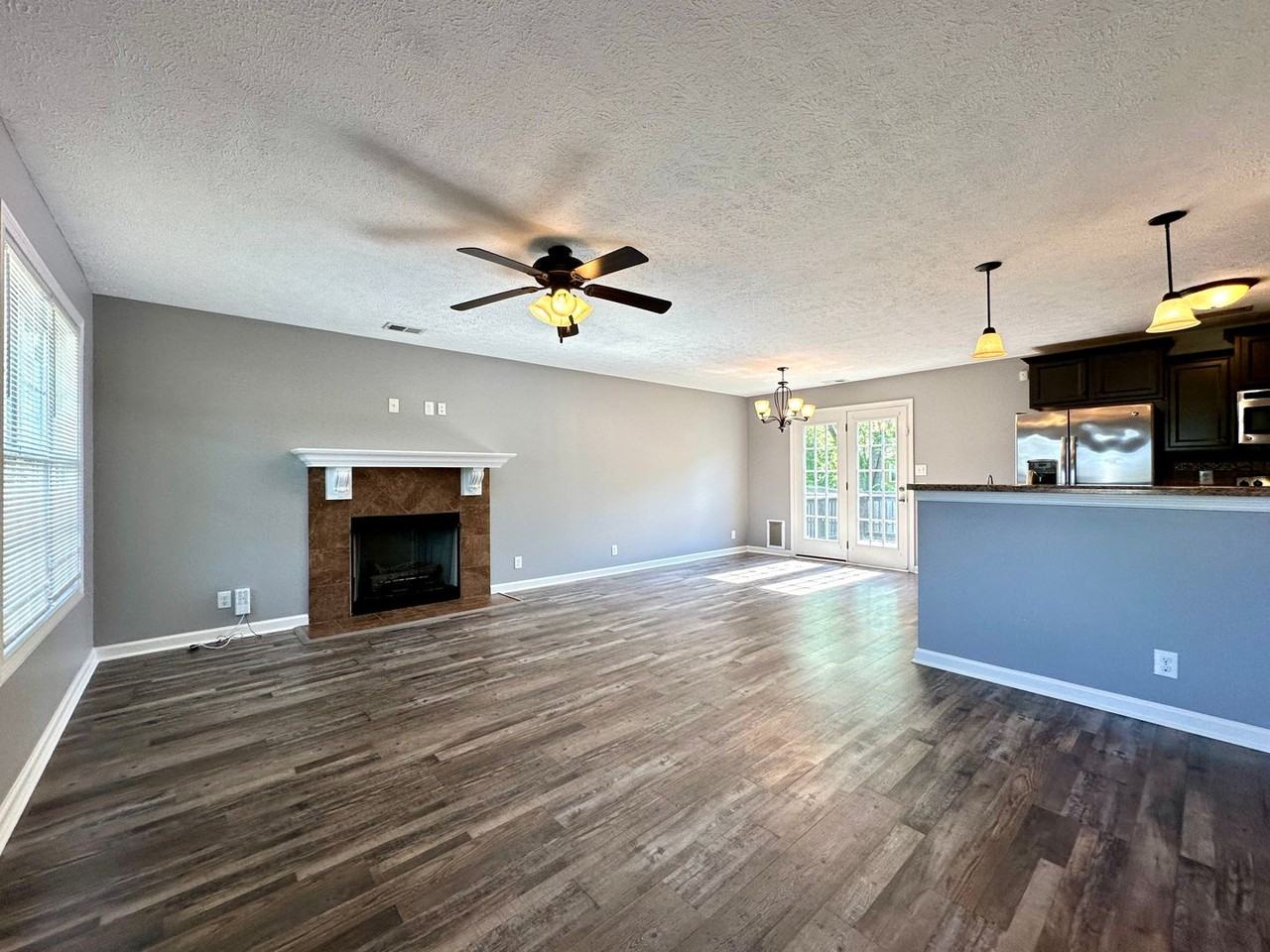 3472 Fox Meadow Way - Photo 4 of 50