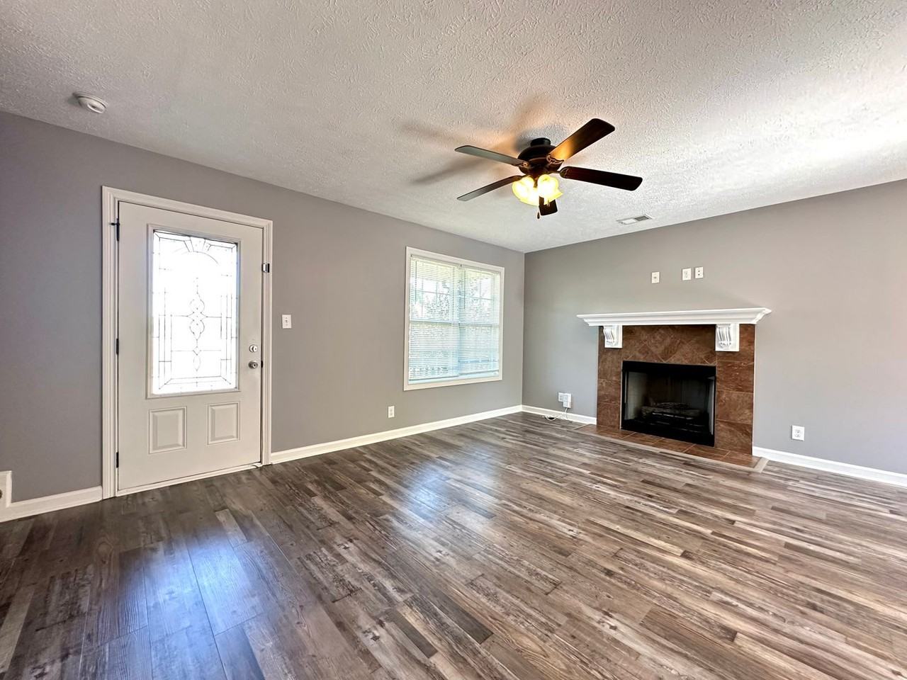 3472 Fox Meadow Way - Photo 7 of 50