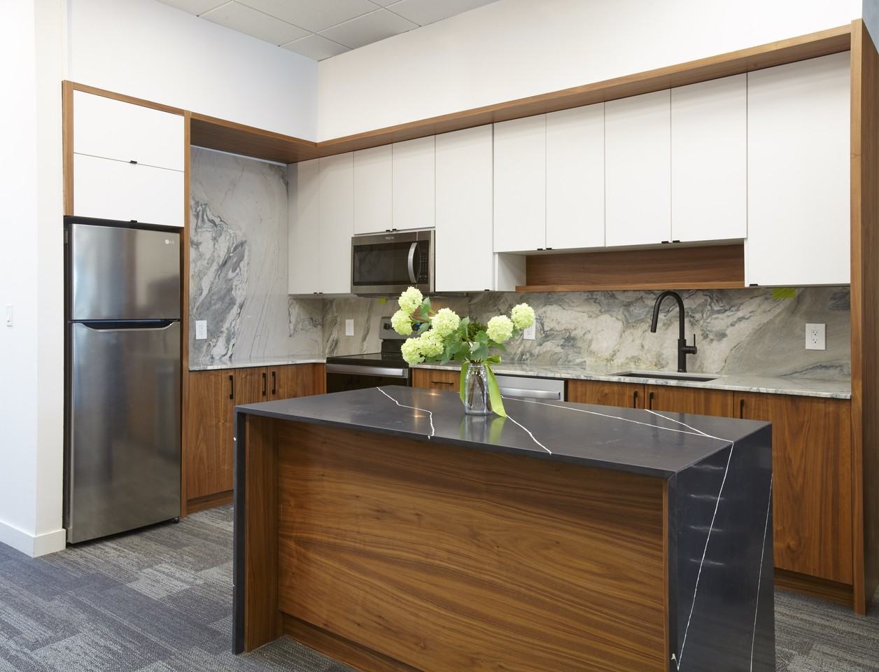 2382 Kingston Road #303 - Photo 6 of 13