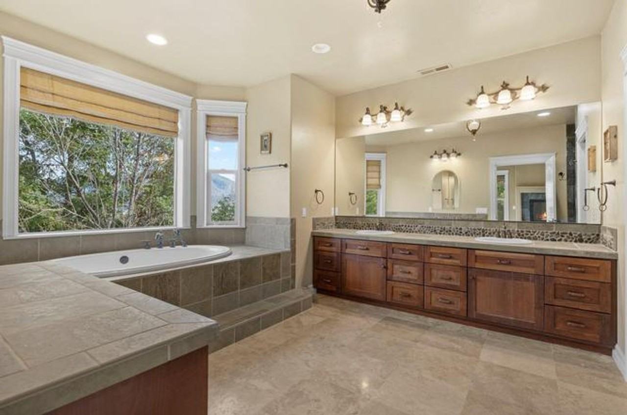 940 Palomino Drive - Photo 5 of 20