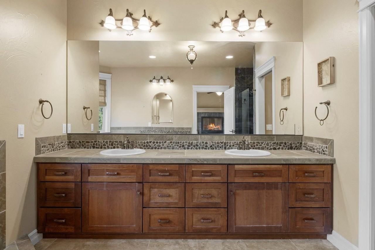 940 Palomino Drive - Photo 7 of 20