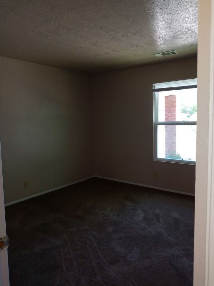 2517 Bogie Rd Se - Photo 7 of 19