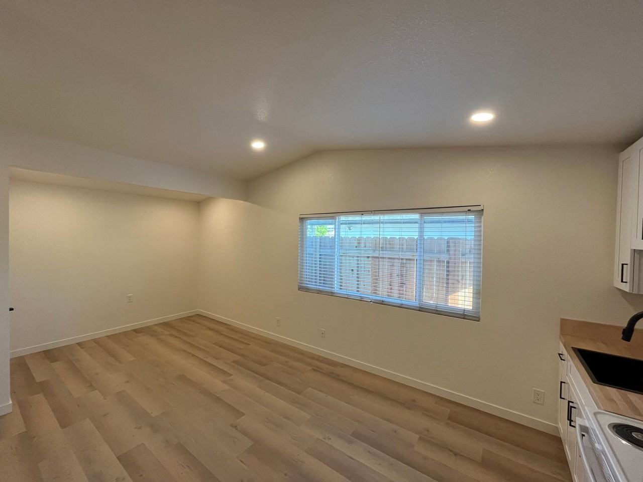 501 Cabo San Lucas Cir #B - Photo 4 of 10