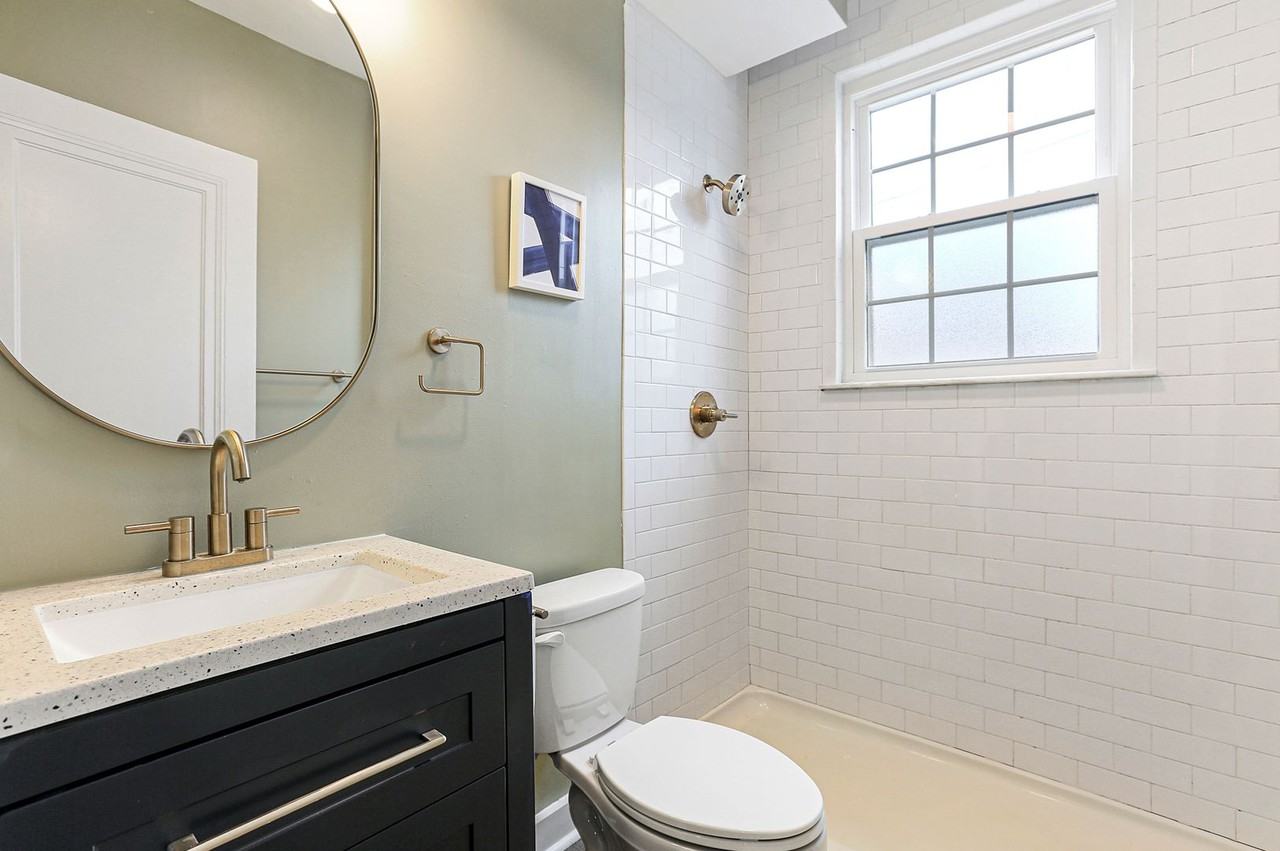 838 Lowerline St - Photo 5 of 5