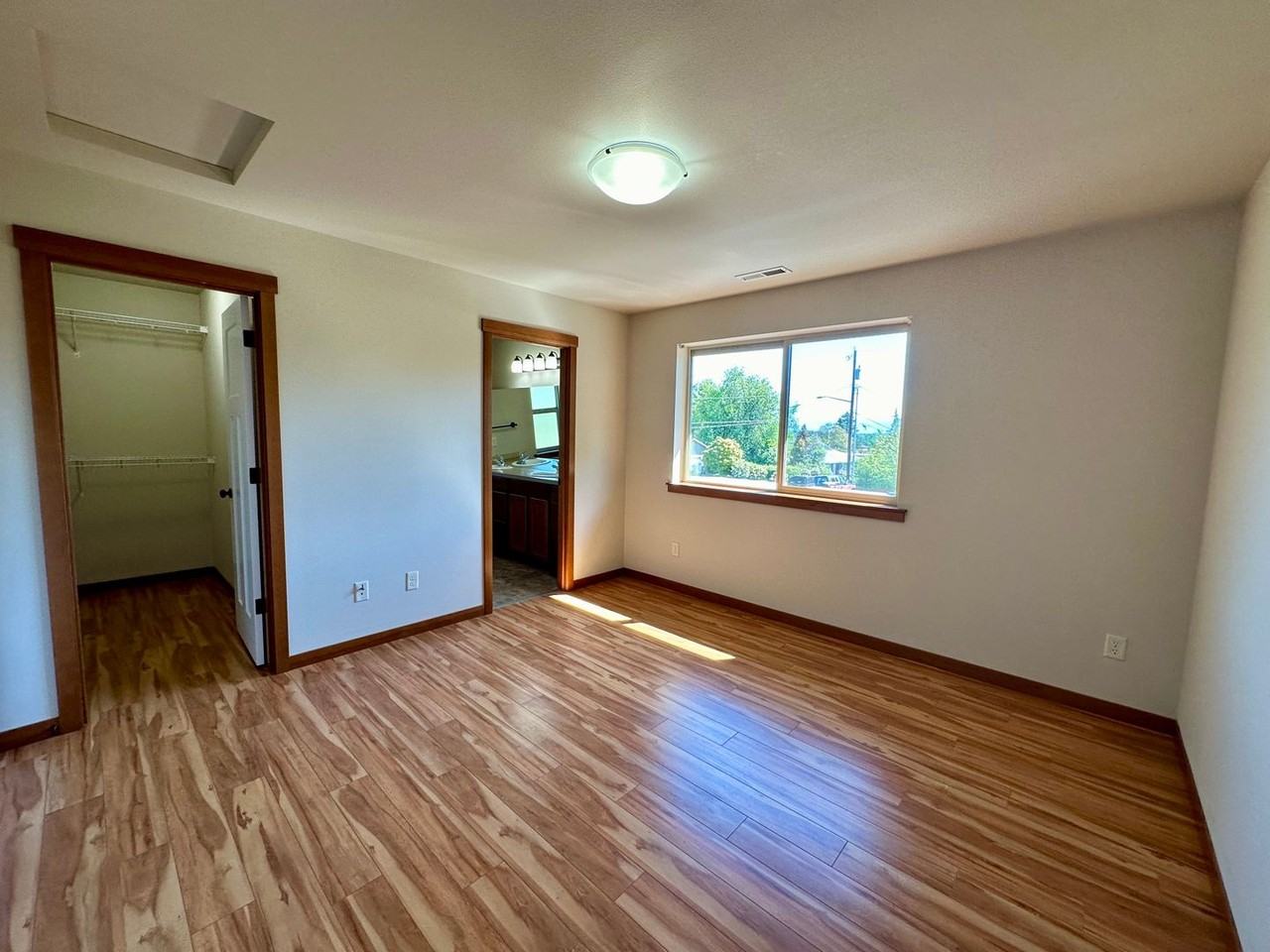 5837 Pioneer Ridge Pl - Photo 6 of 14