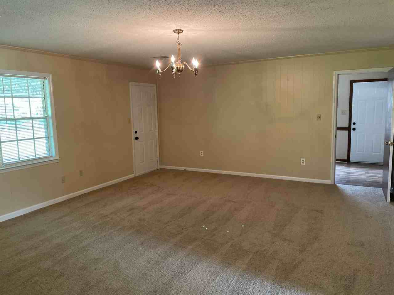 242 Adler Dr - Photo 3 of 25