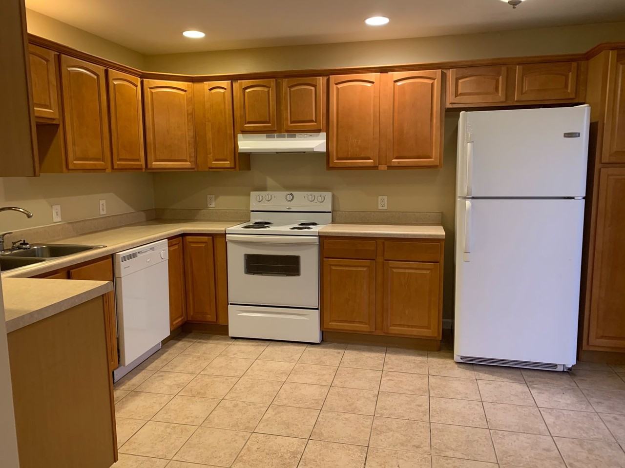 207 W Vine St - Photo 5 of 23