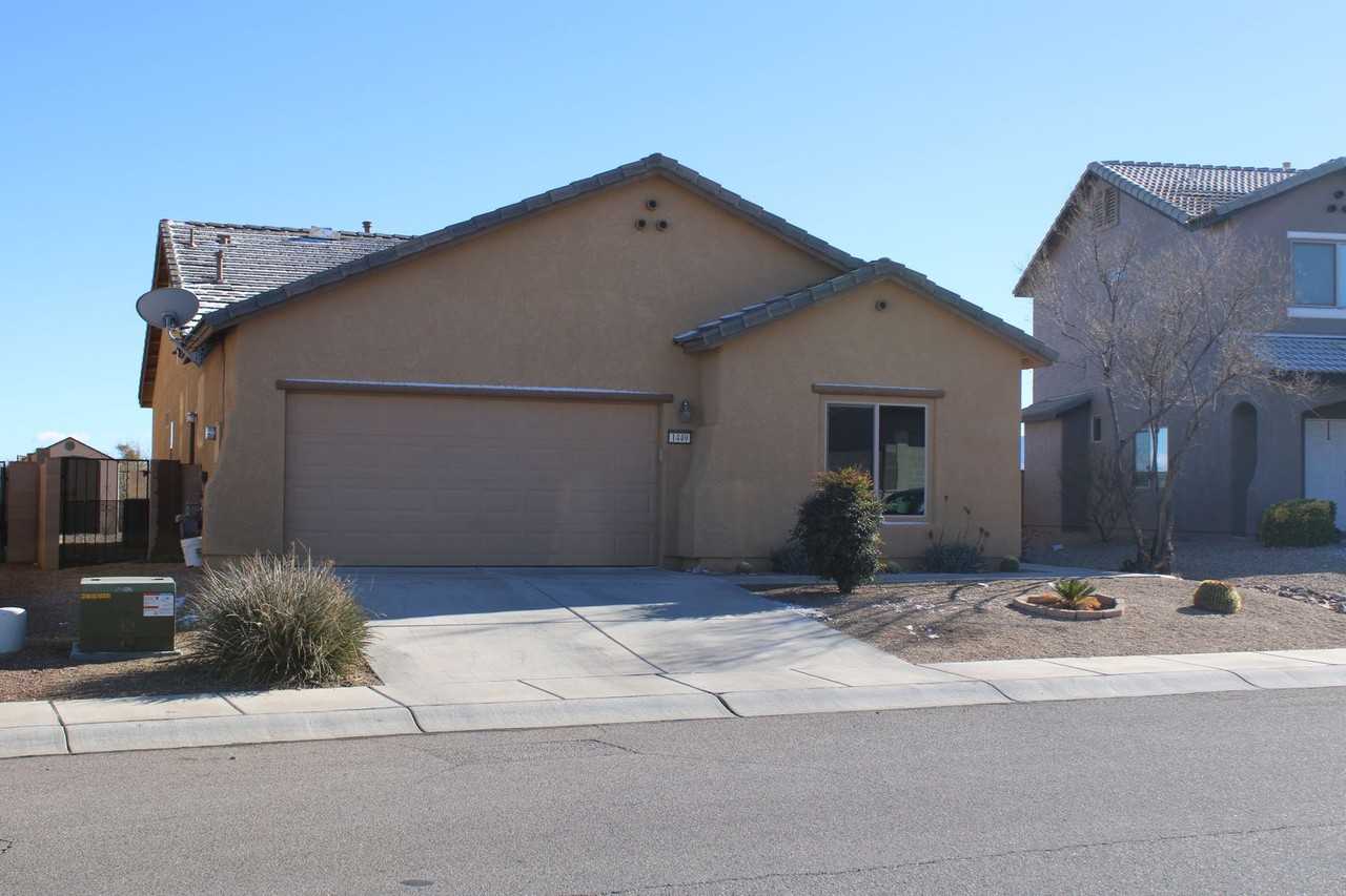 1449 Paso Robles Ave - Photo 2 of 36