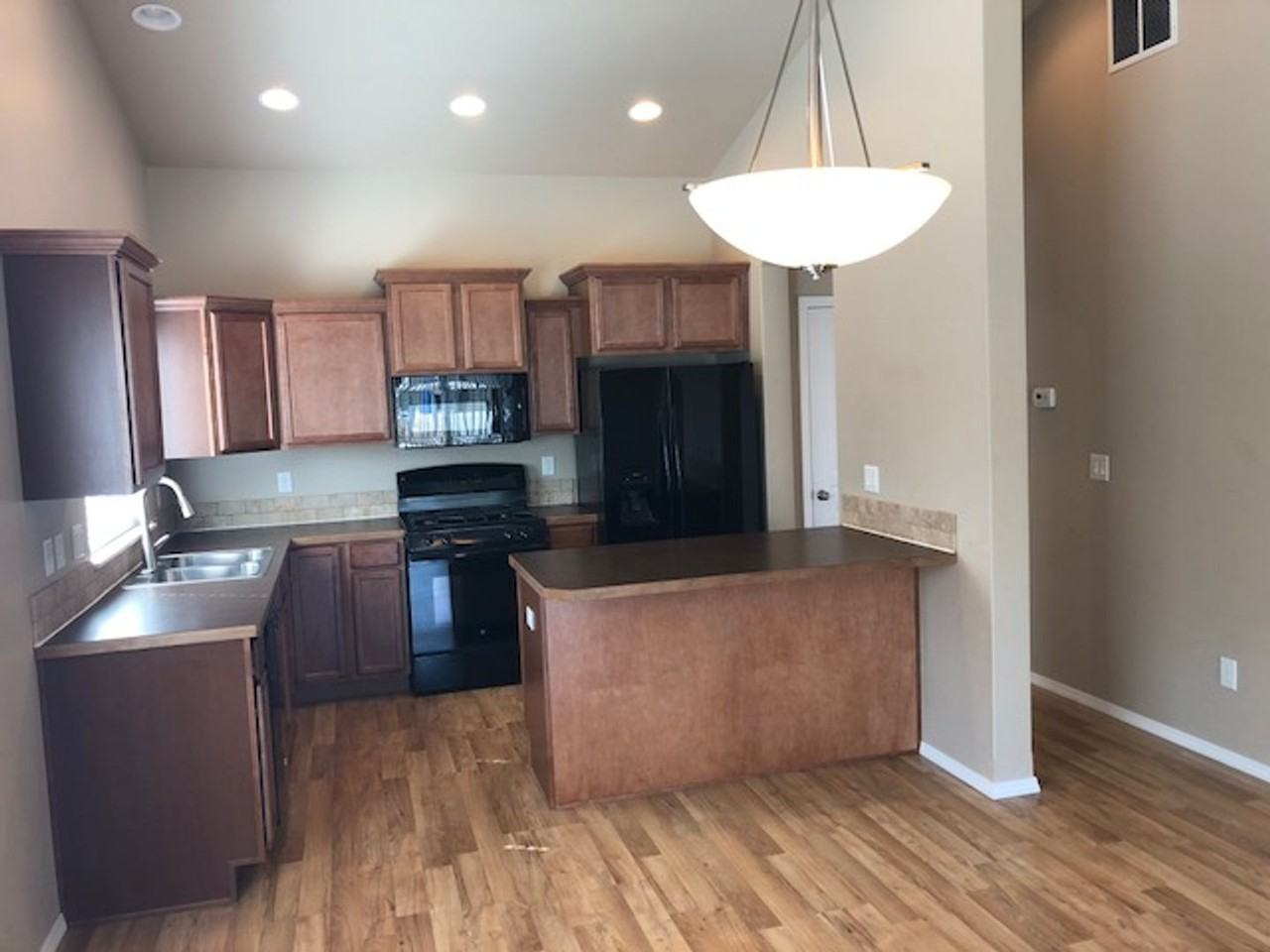 110 Bull Frog Dr - Photo 4 of 19