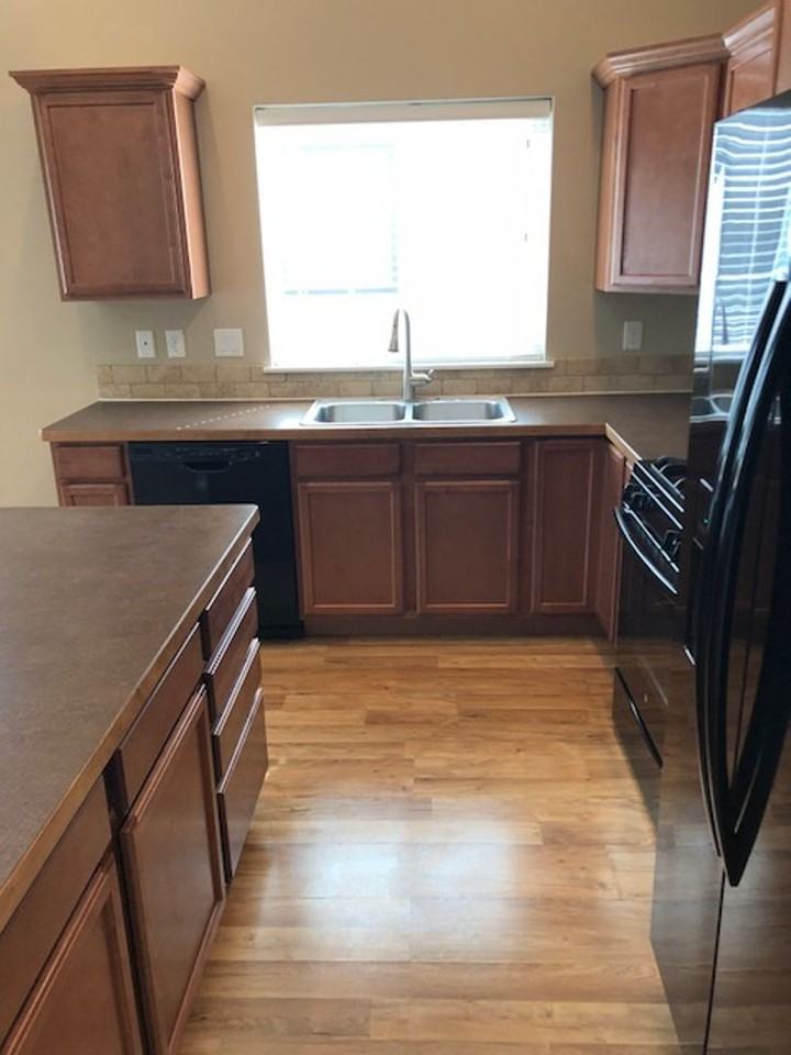 110 Bull Frog Dr - Photo 6 of 19