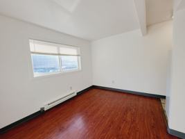 featured image of 711 W Willoughby Ave