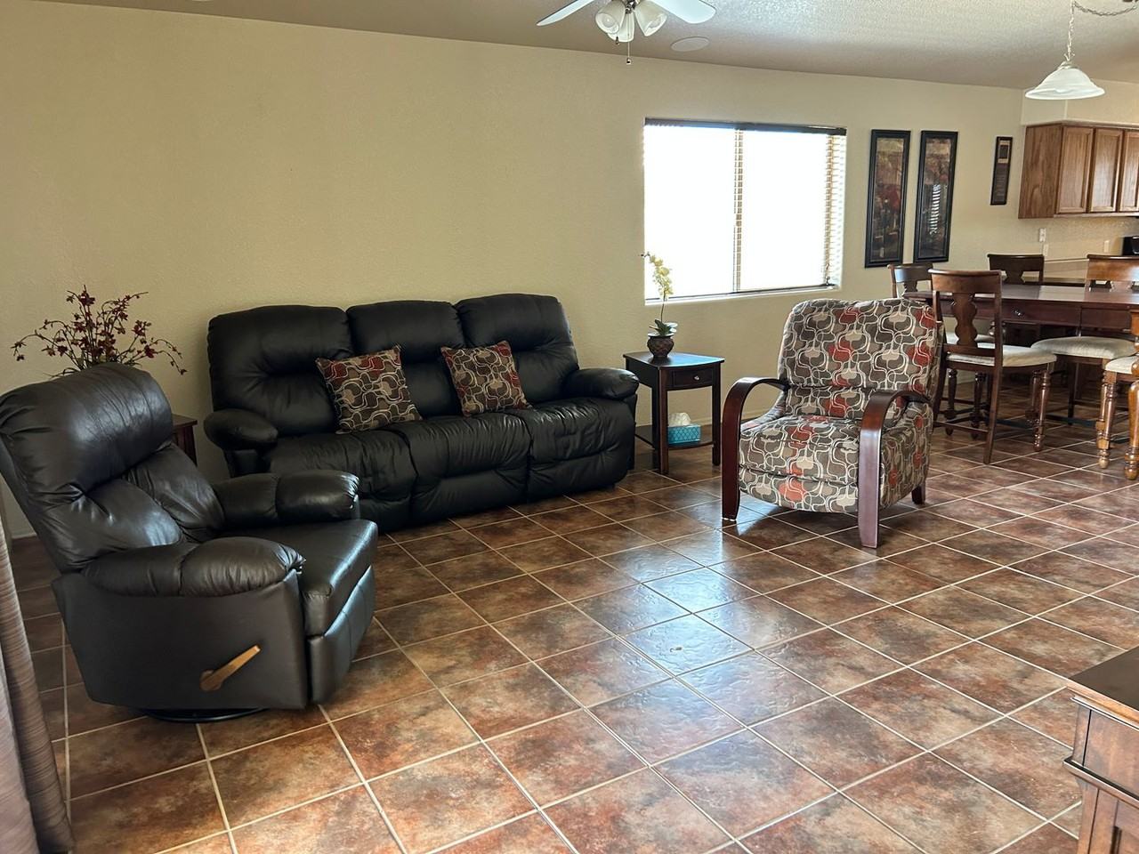 12620 S Driftwood Dr - Photo 5 of 28
