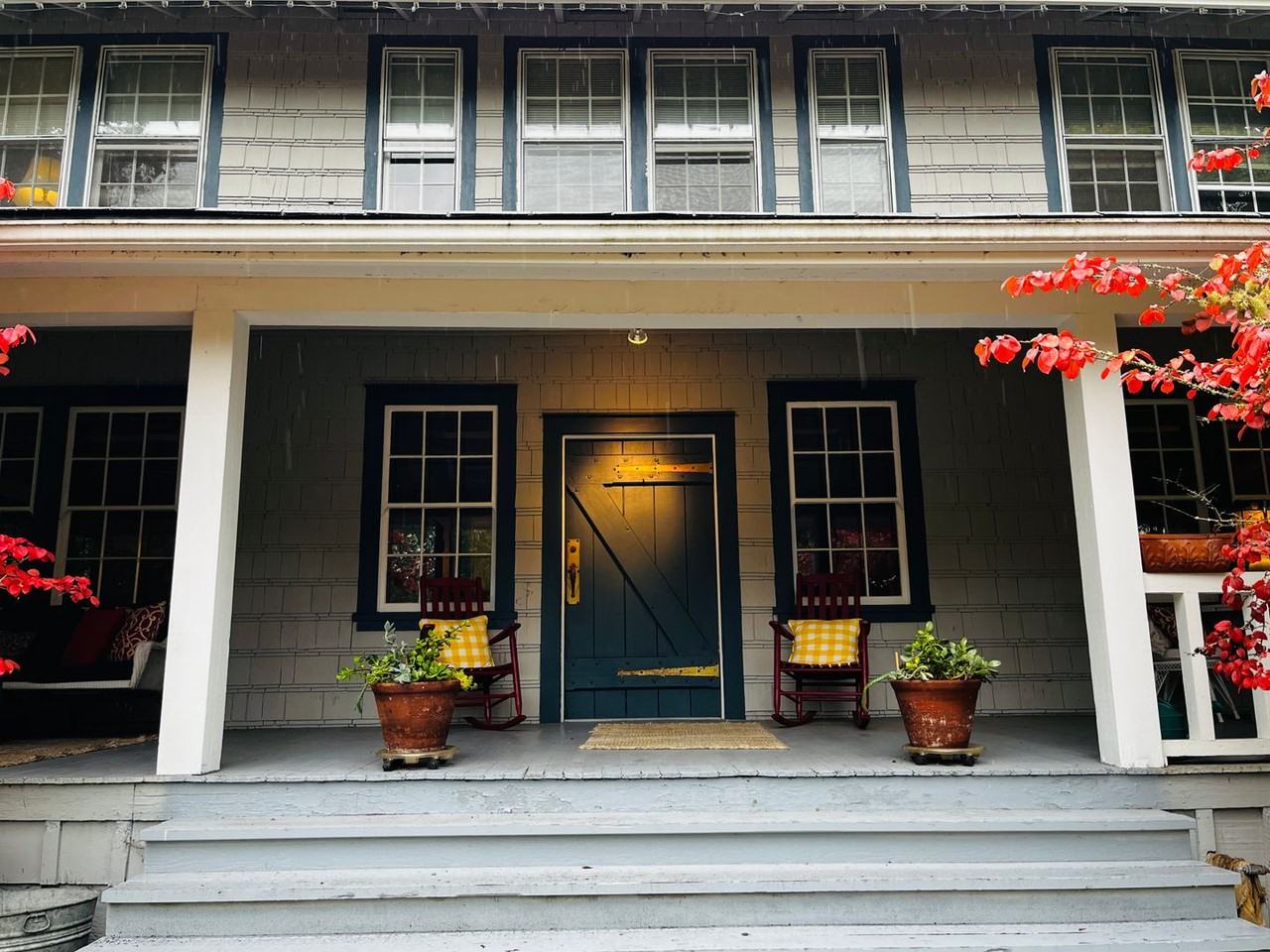 515 Ferncliff Ave Ne - Photo 2 of 41