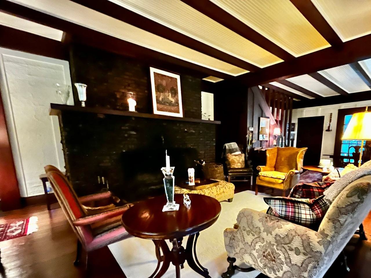 515 Ferncliff Ave Ne - Photo 7 of 41