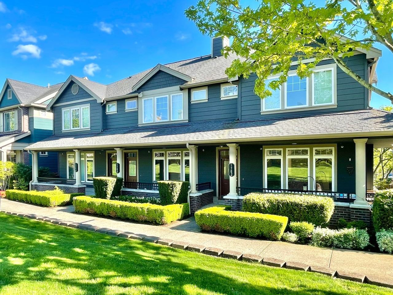 1790 10th Ave Ne - Photo 2 of 30