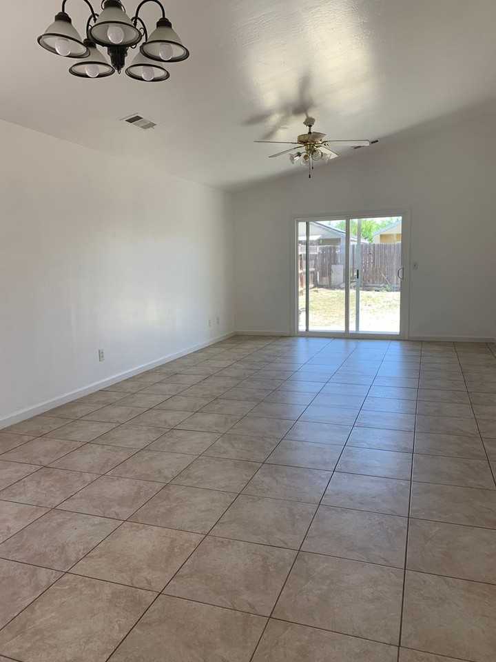 1857 Josephine Ave - Photo 2 of 12