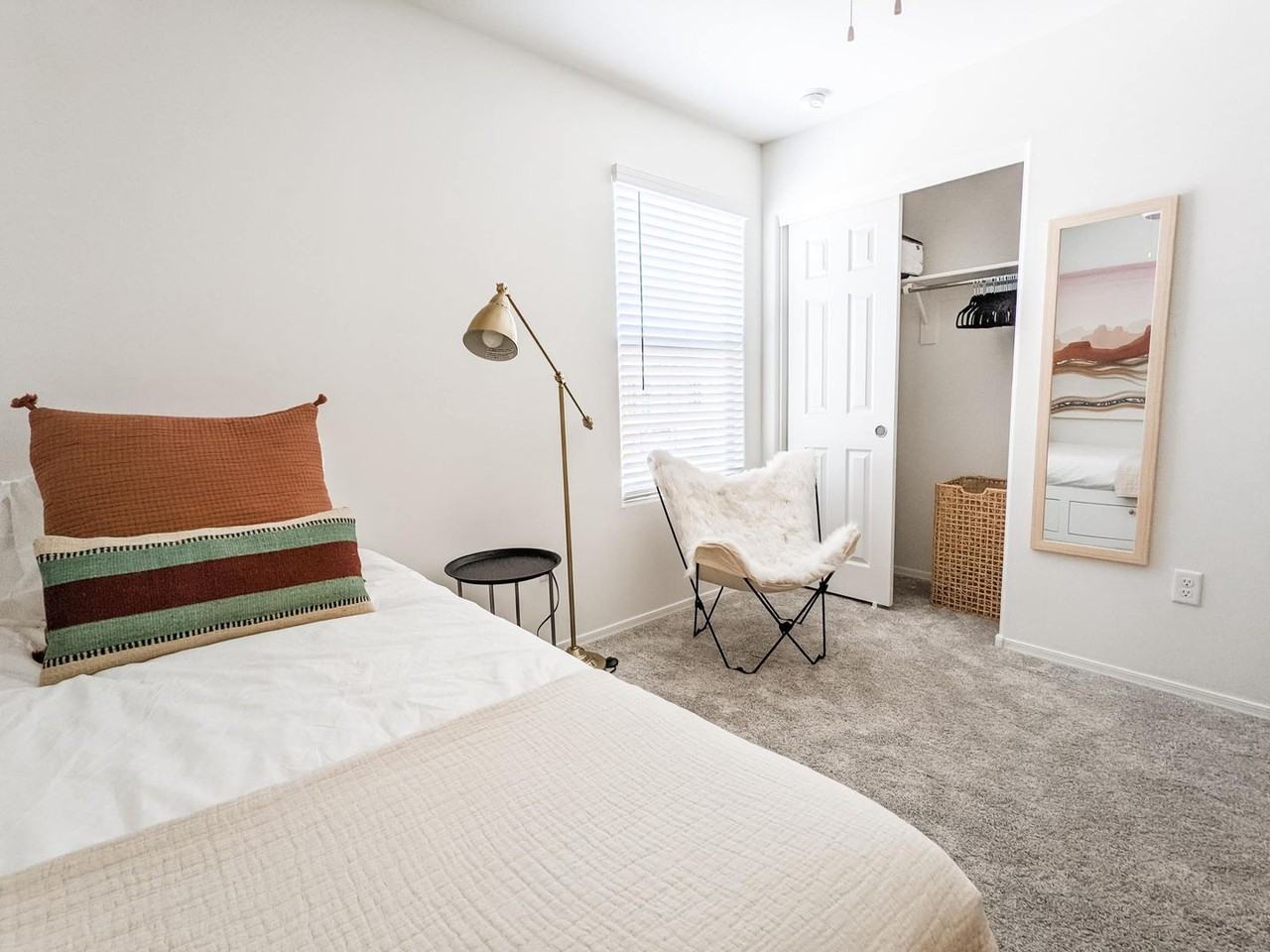 1097 East Ascent Street - Photo 7 of 17