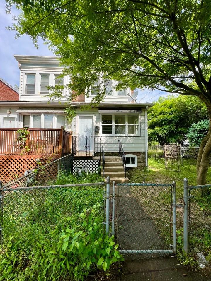 13 Kern St - Photo 3 of 19