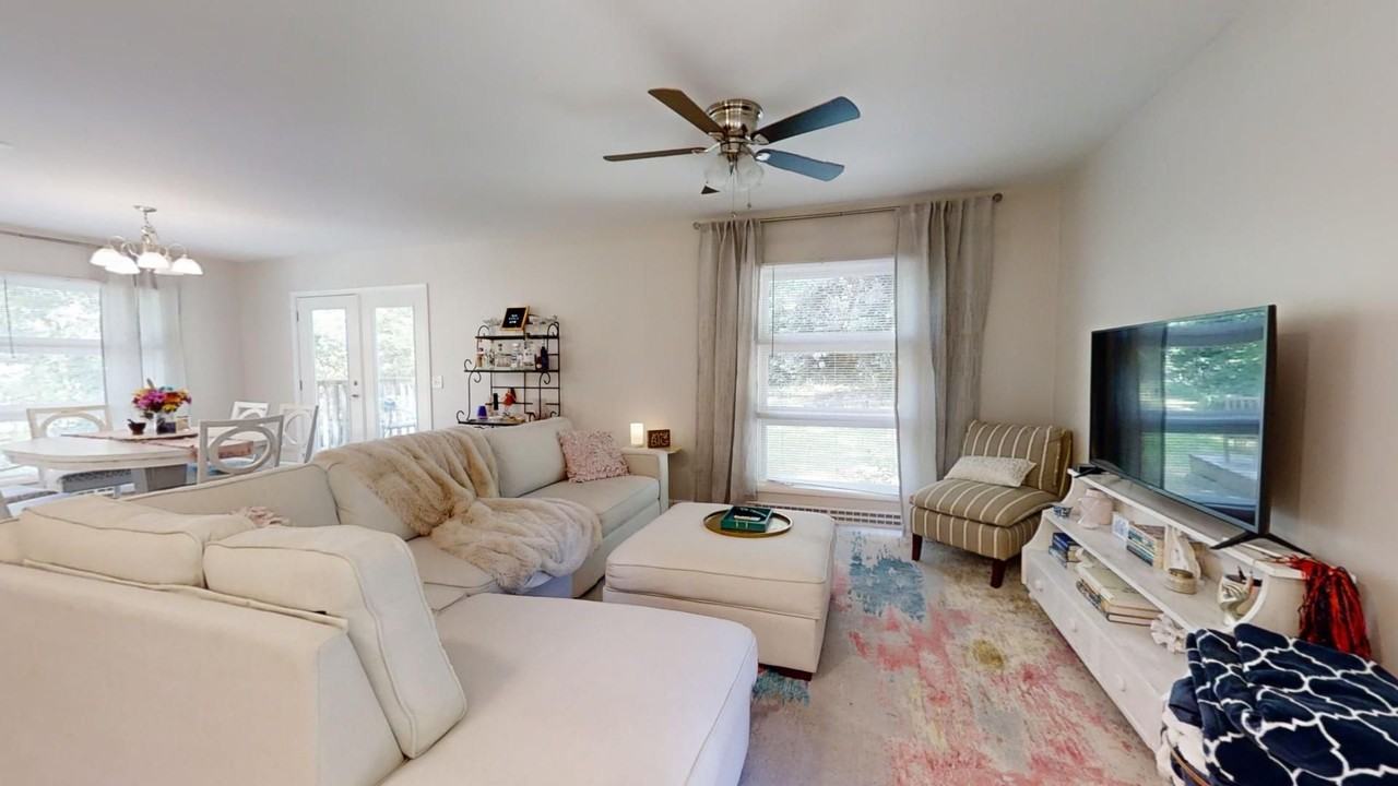 560 Sherwood Dr - Photo 7 of 48