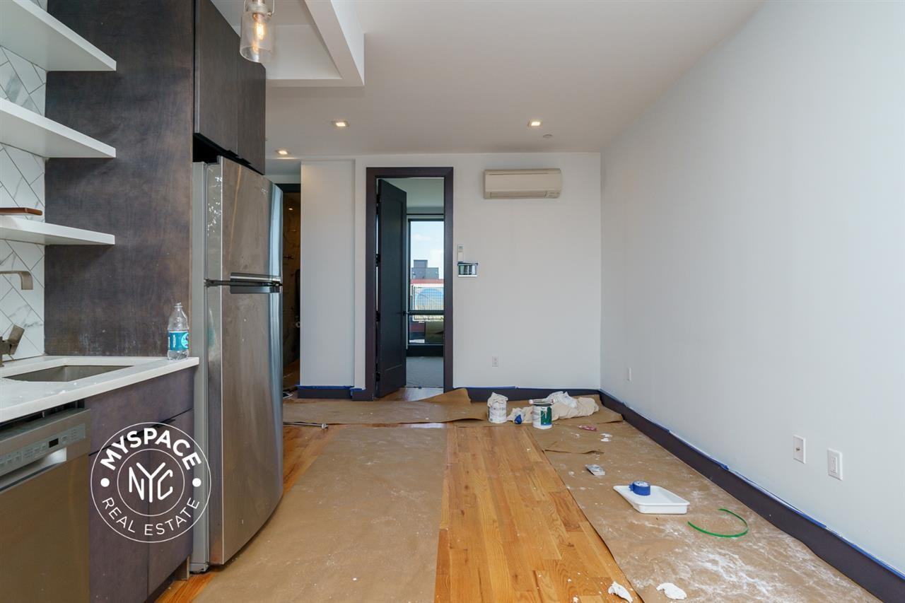 294 Grove St #5 - Photo 3 of 12