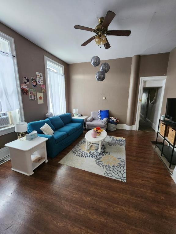 2348 Wheeler St - Photo 3 of 8