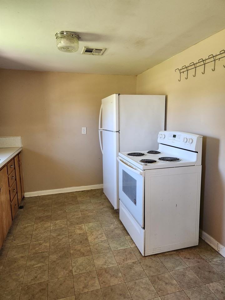 420 Mayfair Way - Photo 6 of 13